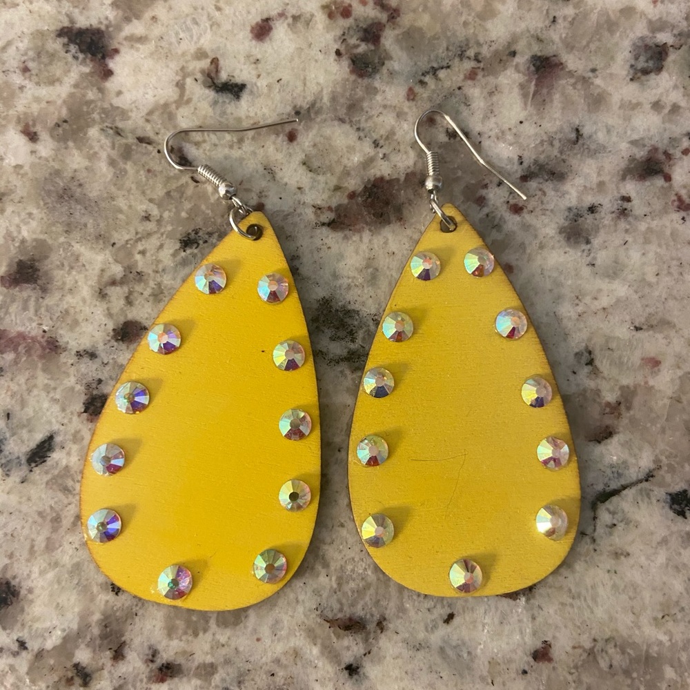 Yellow beautiful earrings